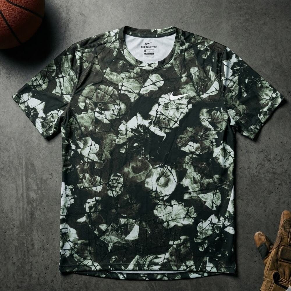 Nike Dri-Fit Men's XL Green Shattered Camo Graphic T-Shirt Performance Athletic